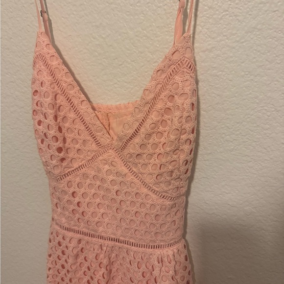 Abercrombie & Fitch Light Pink Lace V-Neck Dress - Picture 6 of 6